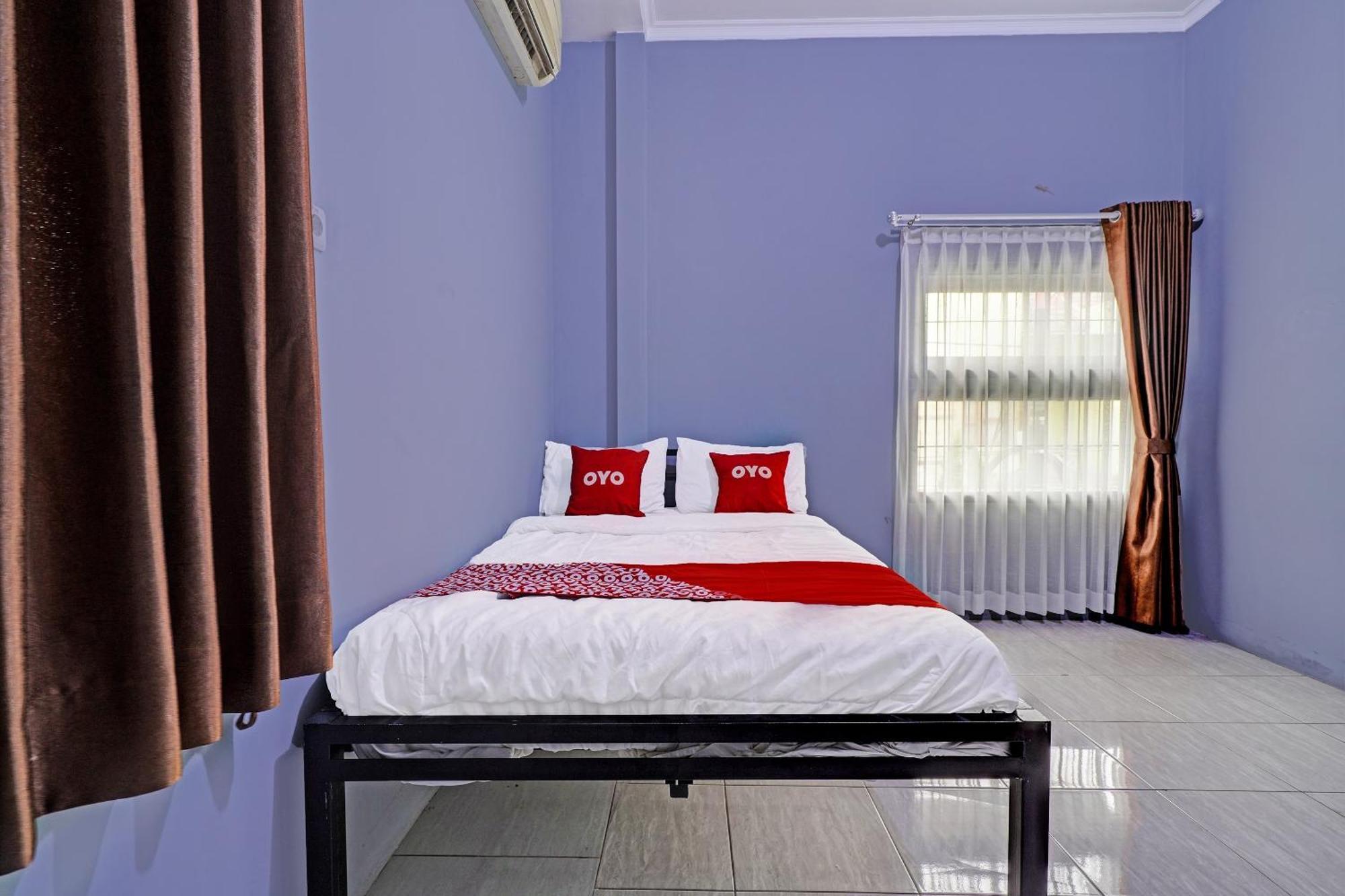 Oyo Life 91592 Aaliya Guest House Syariah Lebakwangi ภายนอก รูปภาพ
